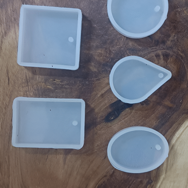 pendent 5 piece mould