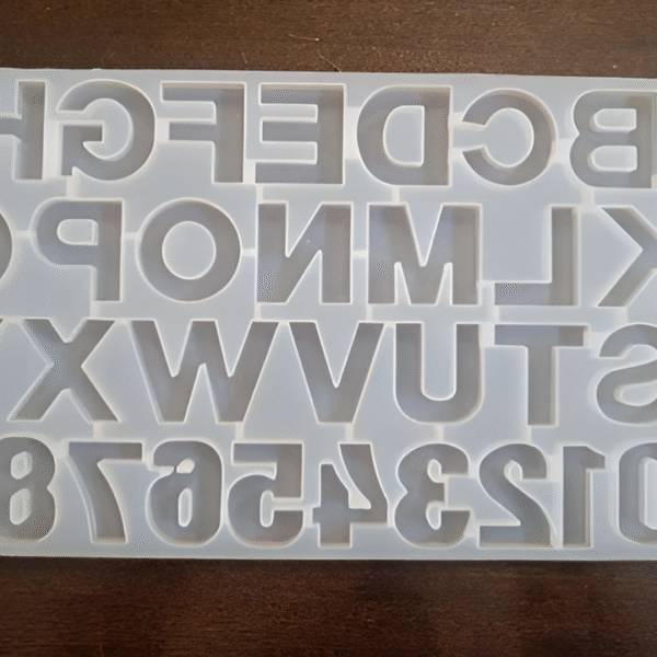 Back Pouring Alphabet Mould without Holes